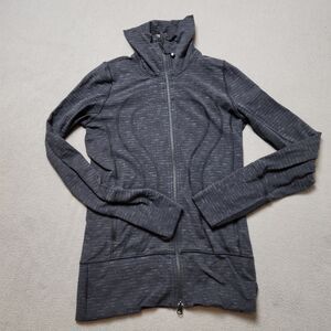 Lululemon In Stride Jacket sz 4 full zip thumb holes
